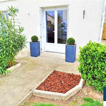 Locations Avec Jardins Privatifs Apartment Bergerac Exterior foto
