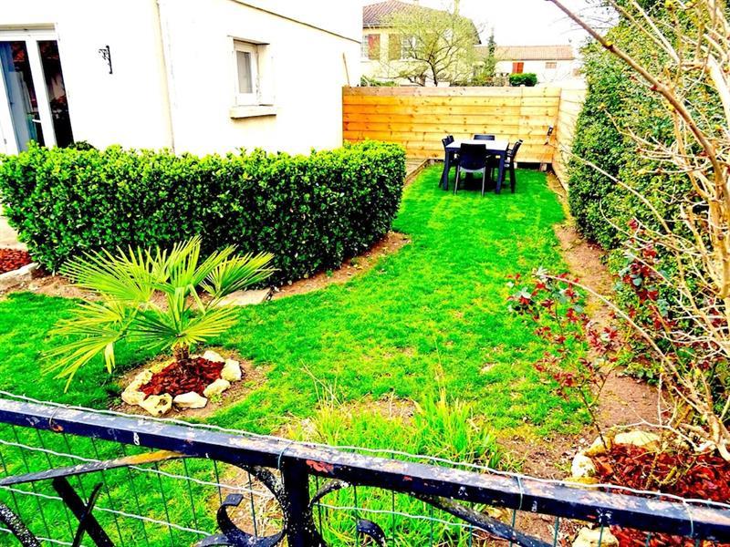 Locations Avec Jardins Privatifs Apartment Bergerac Exterior foto